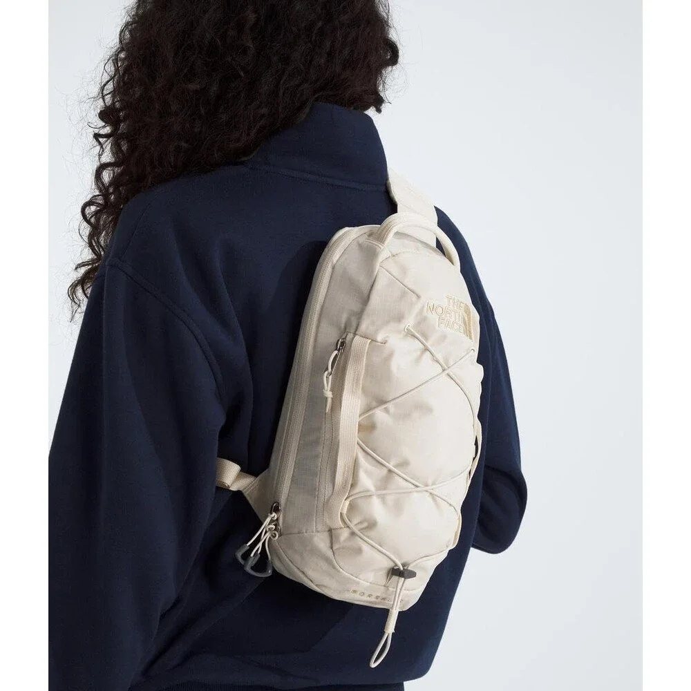 The North Face Borealis Sling Bag Unisex OS White Dune Crossbody Strap GBO2795